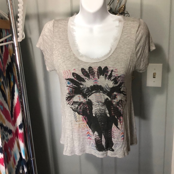 Threads Studio Tops - Threads Studio gray Elephant tee size XS
